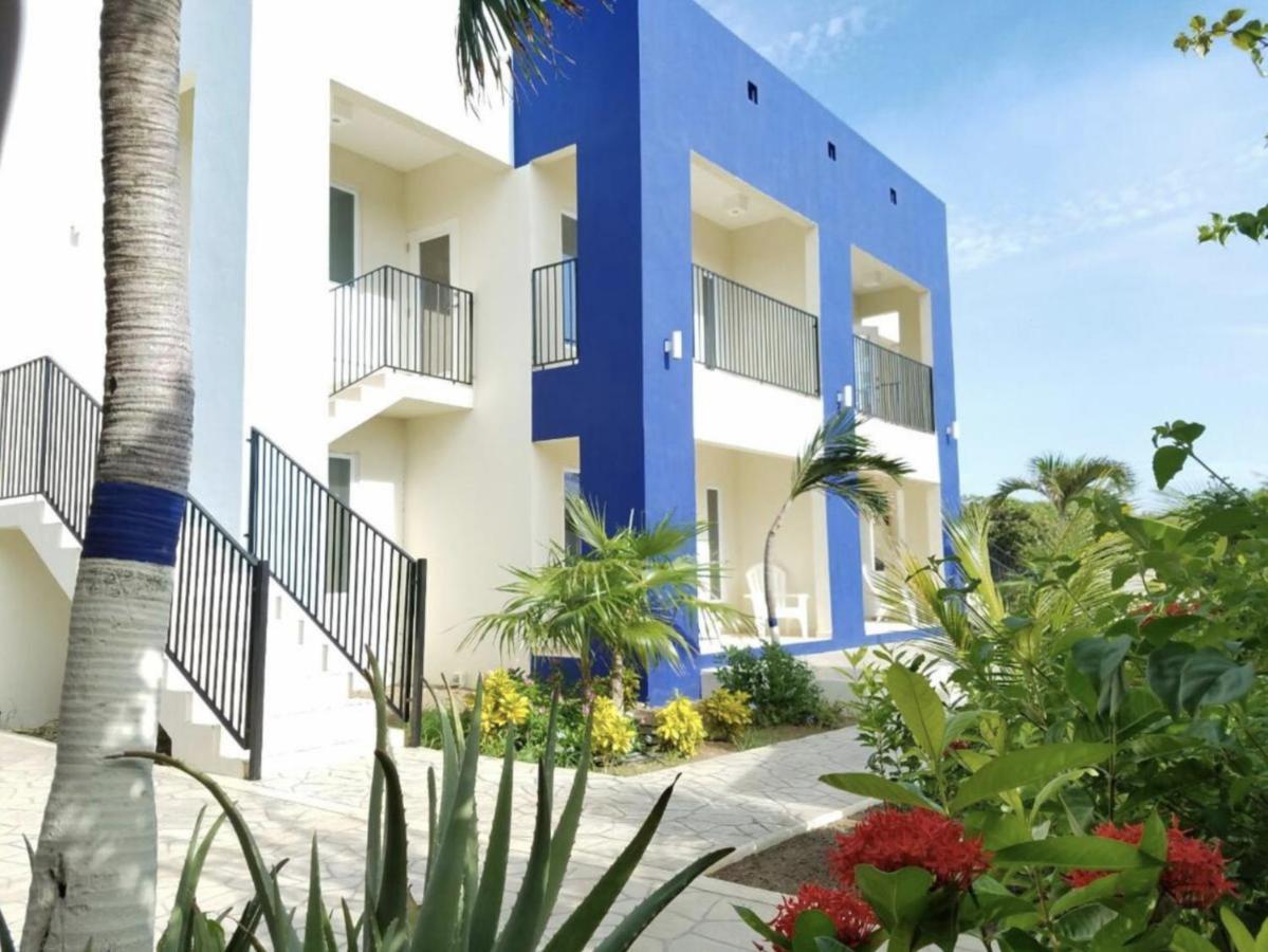 Andira Apartments Willemstad Eksteriør bilde