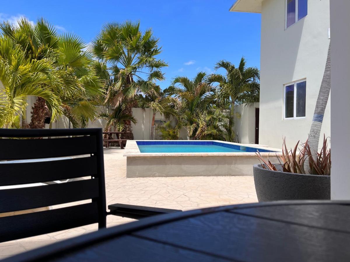 Andira Apartments Willemstad Eksteriør bilde